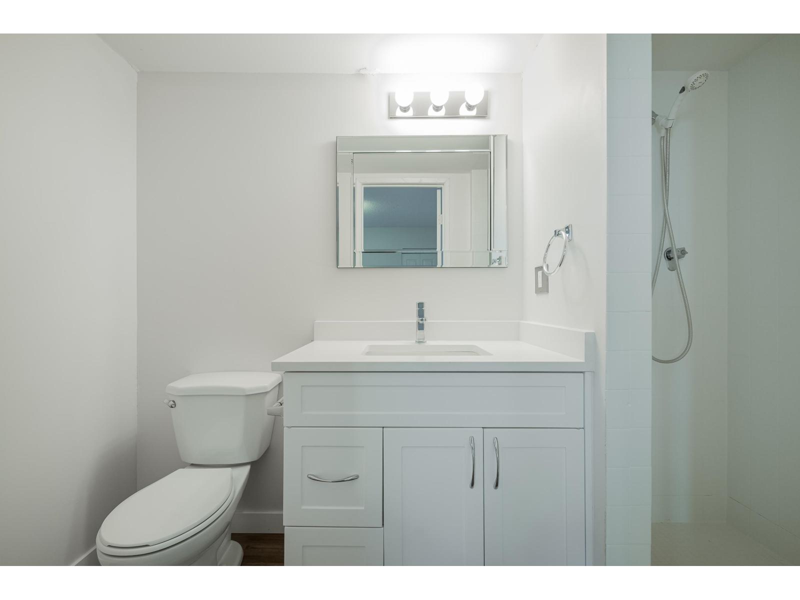 105 20460 54th Avenue, Langley, British Columbia  V3A 6N6 - Photo 15 - R3080611