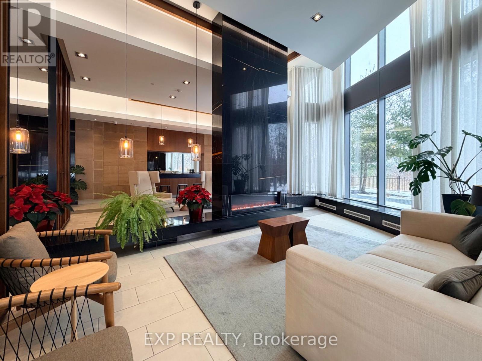 605 - 160 Vanderhoof Avenue, Toronto, Ontario  M4G 0B7 - Photo 4 - C12711740