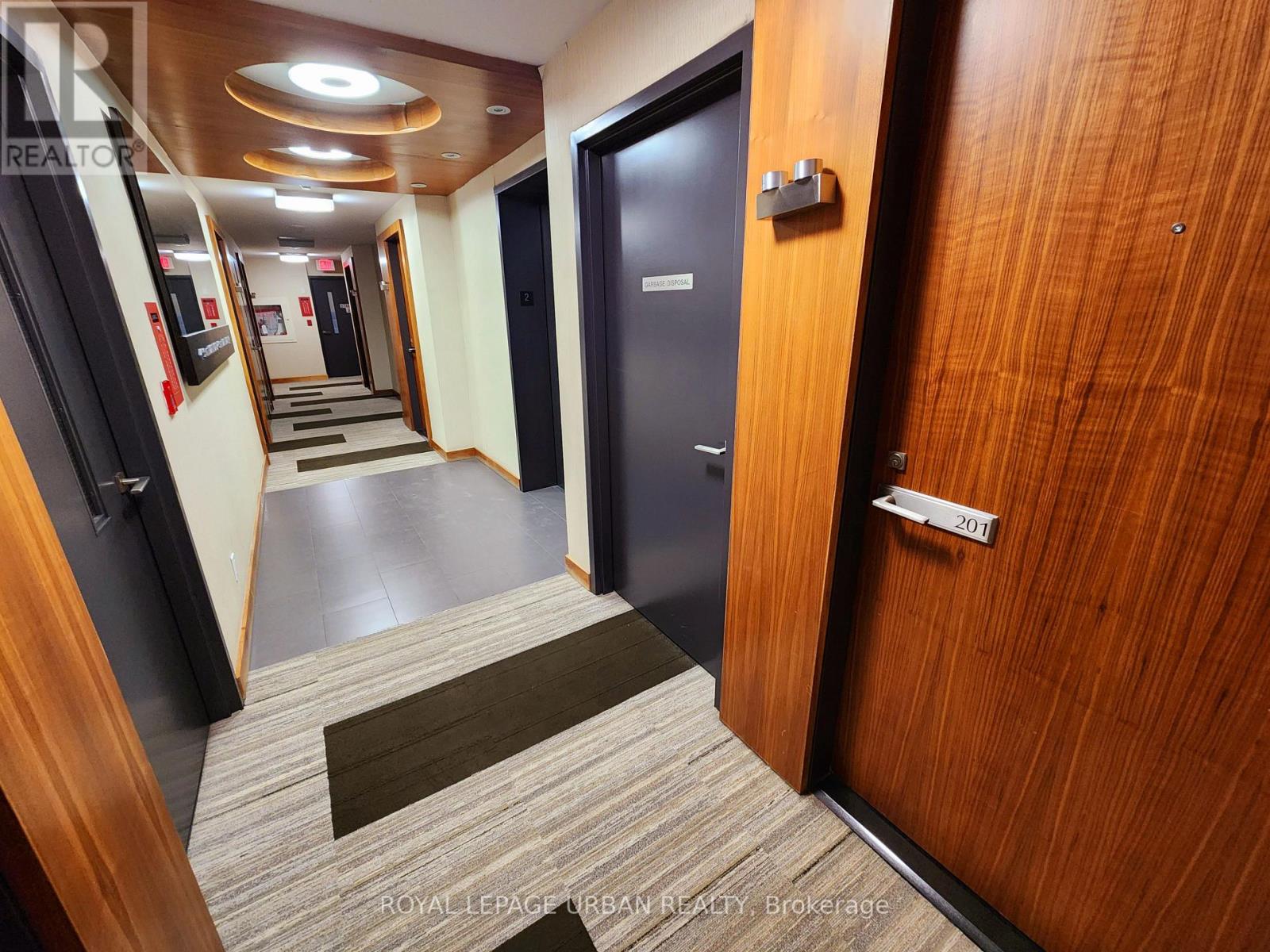 L201 - 150 Homewood Avenue, Toronto, Ontario  M4Y 2J6 - Photo 2 - C12711794