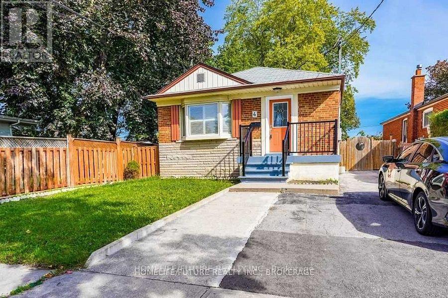 4 GULLY DRIVE, Toronto, Ontario