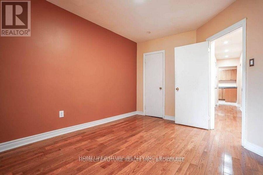 4 Gully Drive, Toronto, Ontario  M1K 4W2 - Photo 11 - E12711790