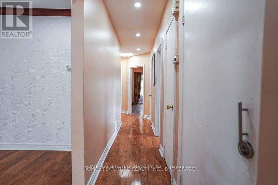 4 Gully Drive, Toronto, Ontario  M1K 4W2 - Photo 15 - E12711790