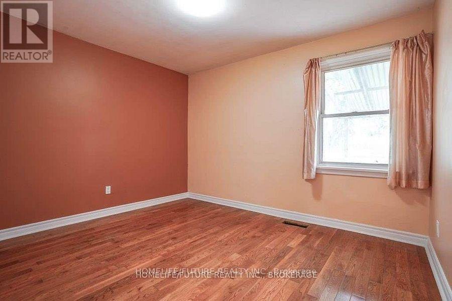 4 Gully Drive, Toronto, Ontario  M1K 4W2 - Photo 3 - E12711790