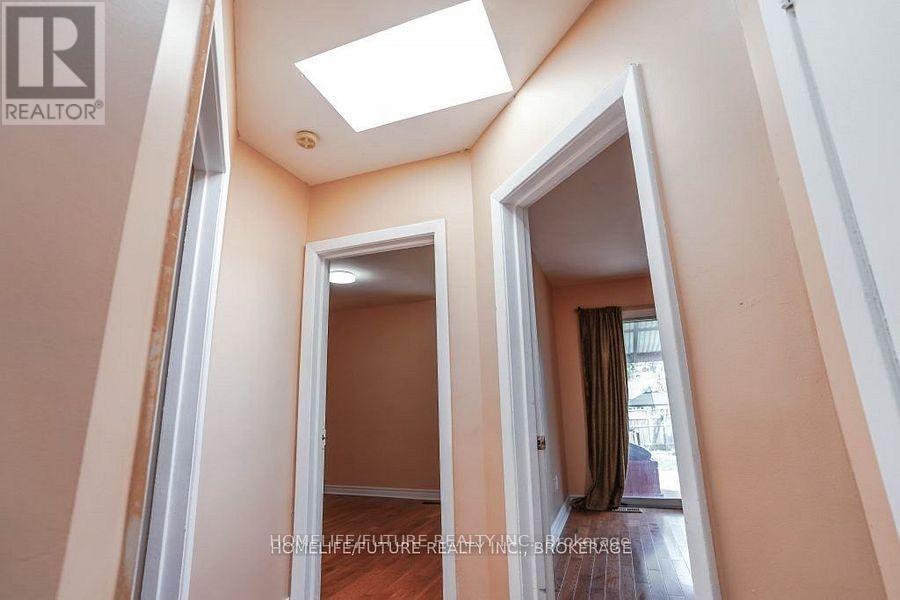 4 Gully Drive, Toronto, Ontario  M1K 4W2 - Photo 4 - E12711790