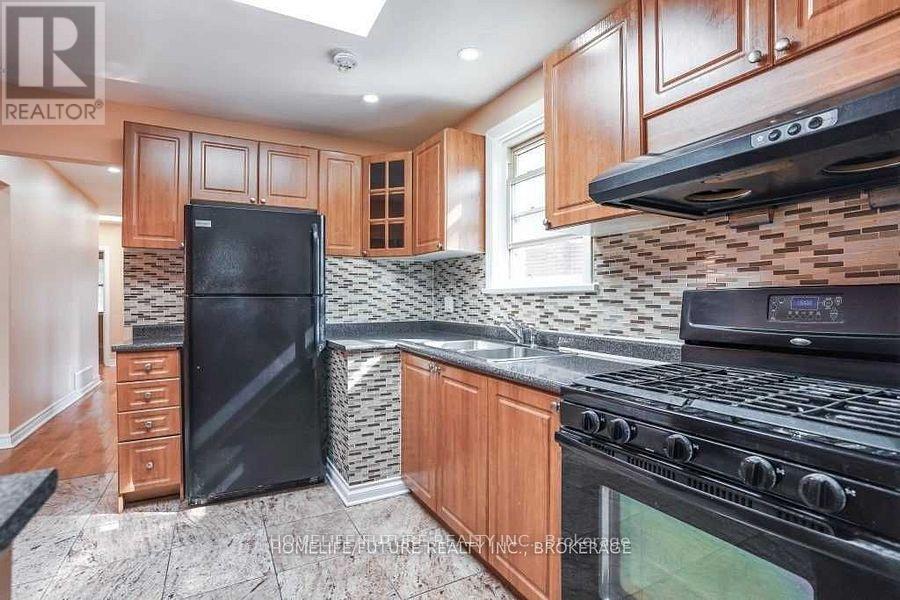 4 Gully Drive, Toronto, Ontario  M1K 4W2 - Photo 8 - E12711790