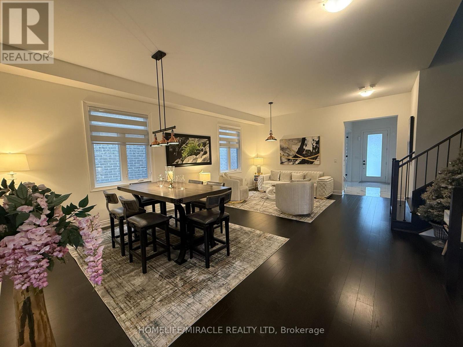 Upper - 50 Meadow Vista Crescent, East Gwillimbury, Ontario  L9N 0T4 - Photo 12 - N12711744