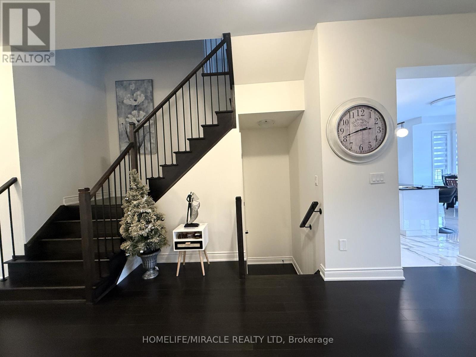 Upper - 50 Meadow Vista Crescent, East Gwillimbury, Ontario  L9N 0T4 - Photo 15 - N12711744