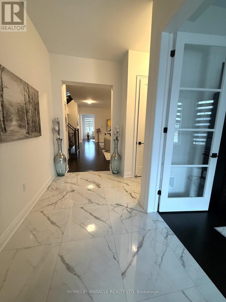 Upper - 50 Meadow Vista Crescent, East Gwillimbury, Ontario  L9N 0T4 - Photo 18 - N12711744