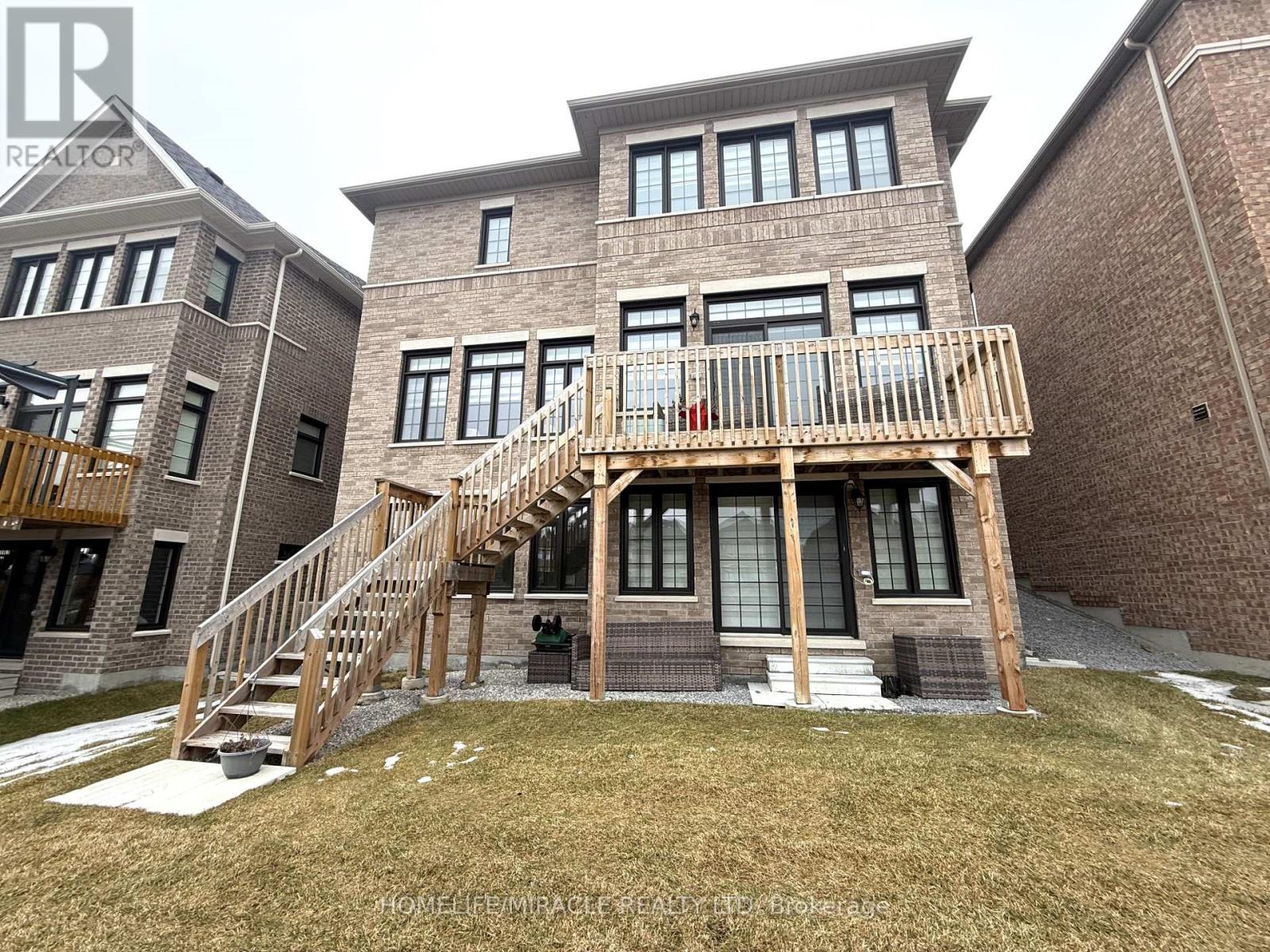 Upper - 50 Meadow Vista Crescent, East Gwillimbury, Ontario  L9N 0T4 - Photo 3 - N12711744