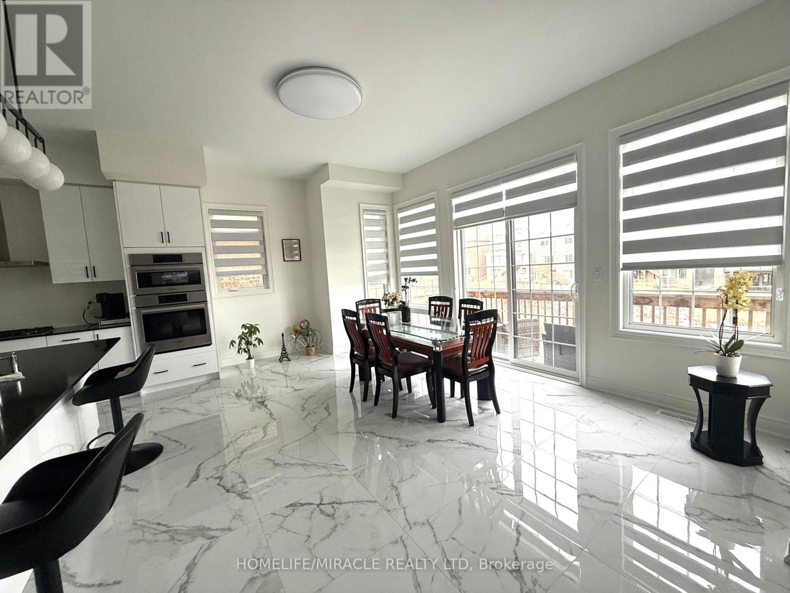 Upper - 50 Meadow Vista Crescent, East Gwillimbury, Ontario  L9N 0T4 - Photo 8 - N12711744