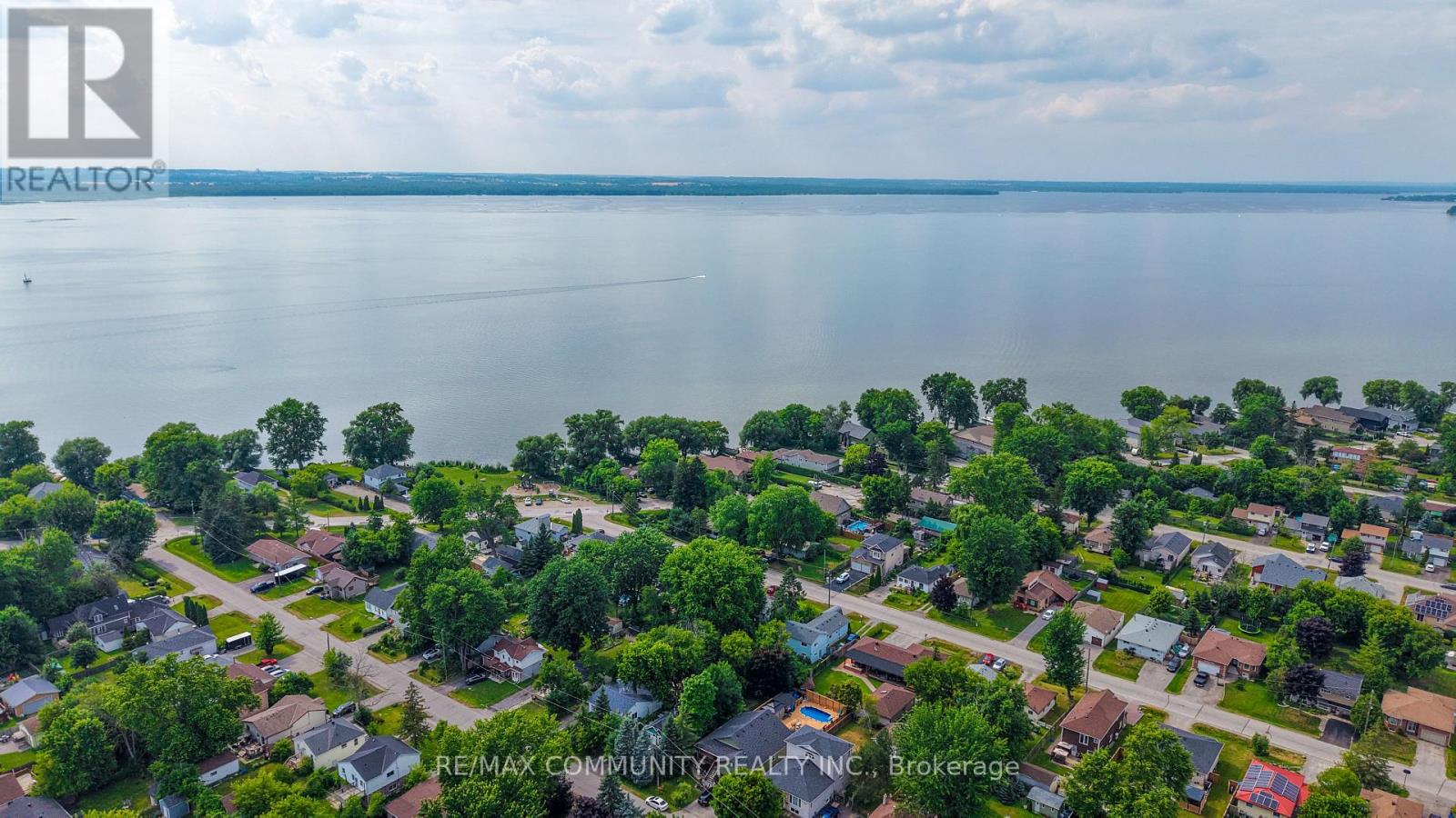 306 Kenwood Avenue, Georgina, Ontario  L4P 2X5 - Photo 8 - N12711766