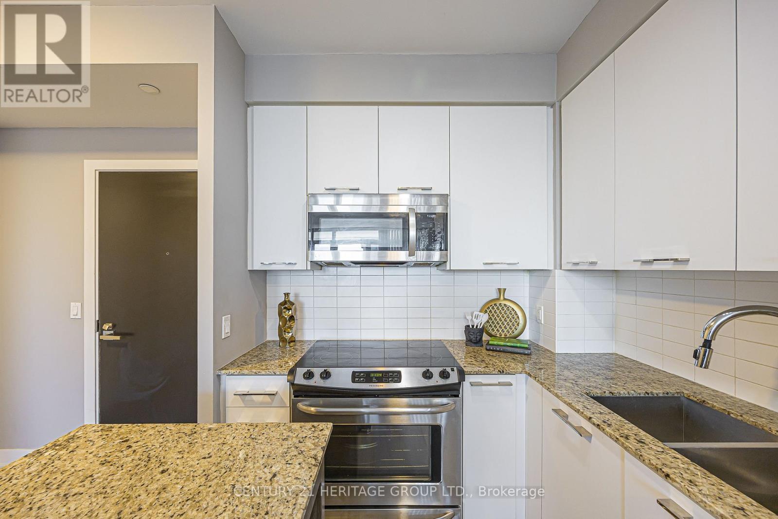 620 - 9471 Yonge Street, Richmond Hill, Ontario  L4C 0Z5 - Photo 13 - N12711770