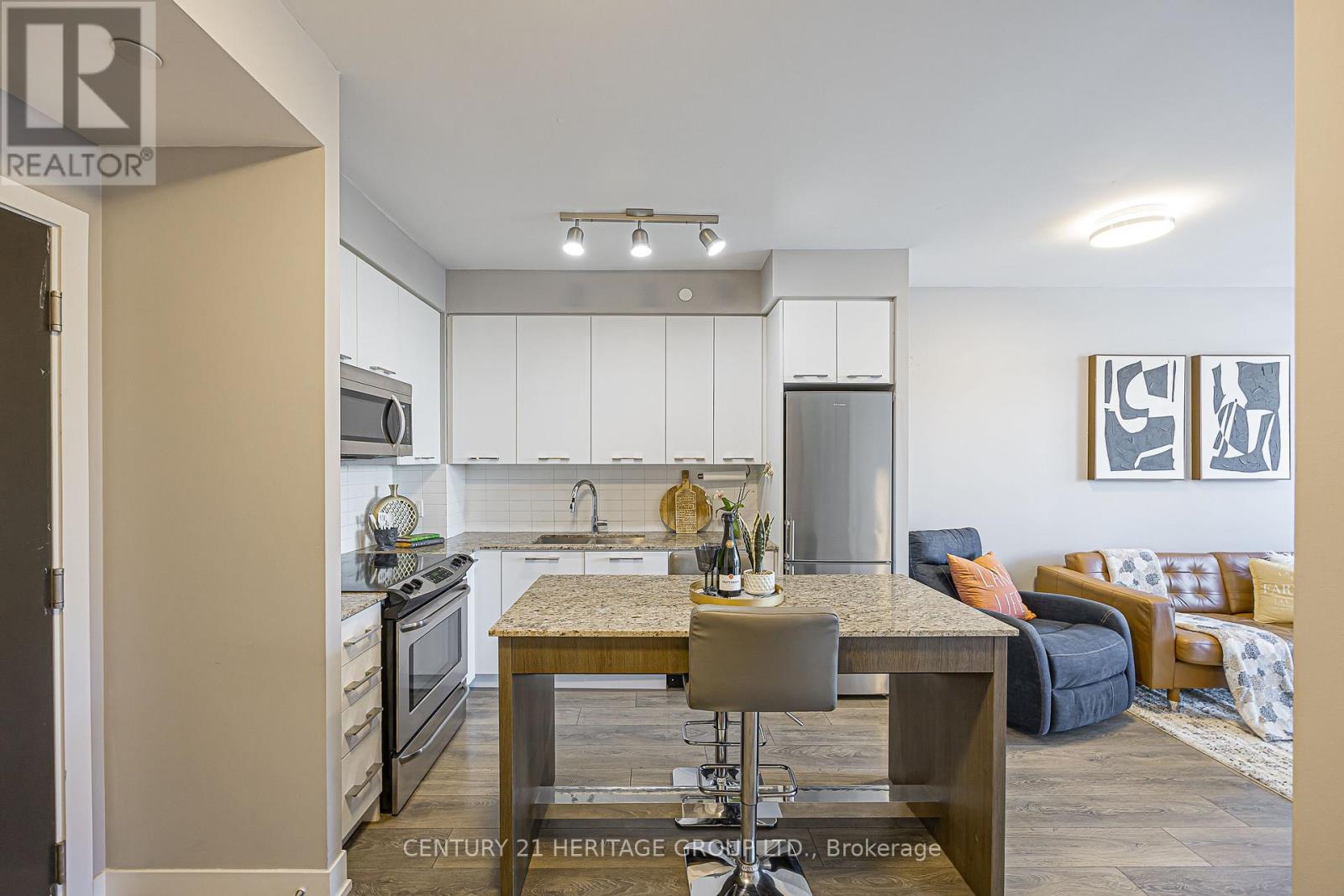 620 - 9471 Yonge Street, Richmond Hill, Ontario  L4C 0Z5 - Photo 8 - N12711770