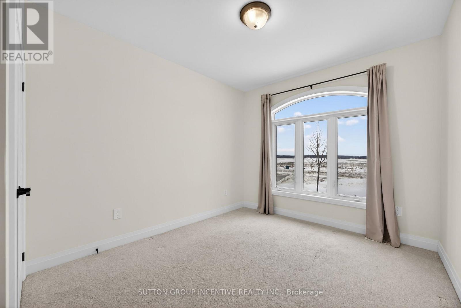 123 Ritchie Crescent, Springwater, Ontario  L0L 1P0 - Photo 30 - S12711776