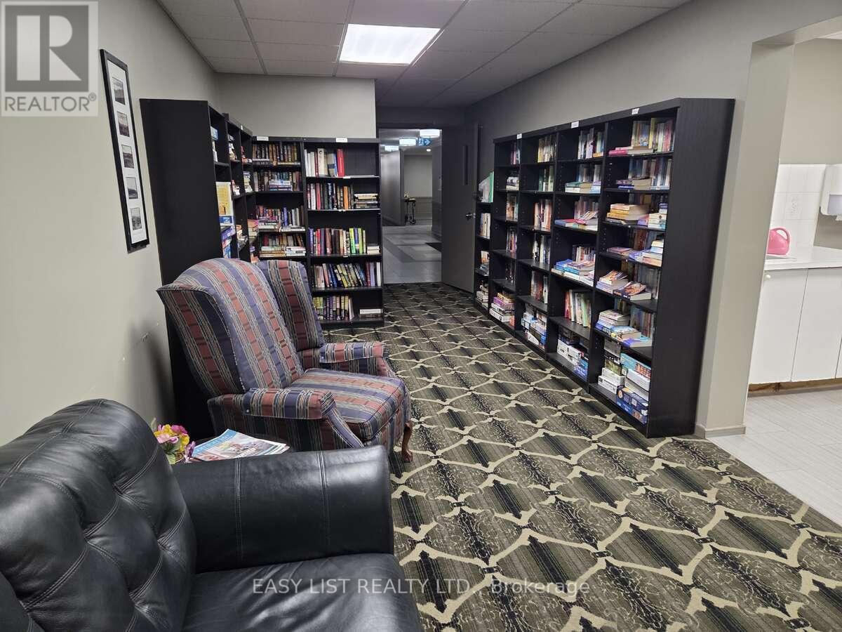 203 - 155 Main Street N, Newmarket, Ontario  L3Y 8C2 - Photo 37 - N12530314