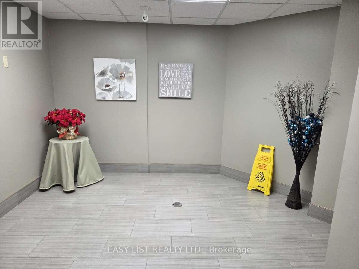 203 - 155 Main Street N, Newmarket, Ontario  L3Y 8C2 - Photo 48 - N12530314