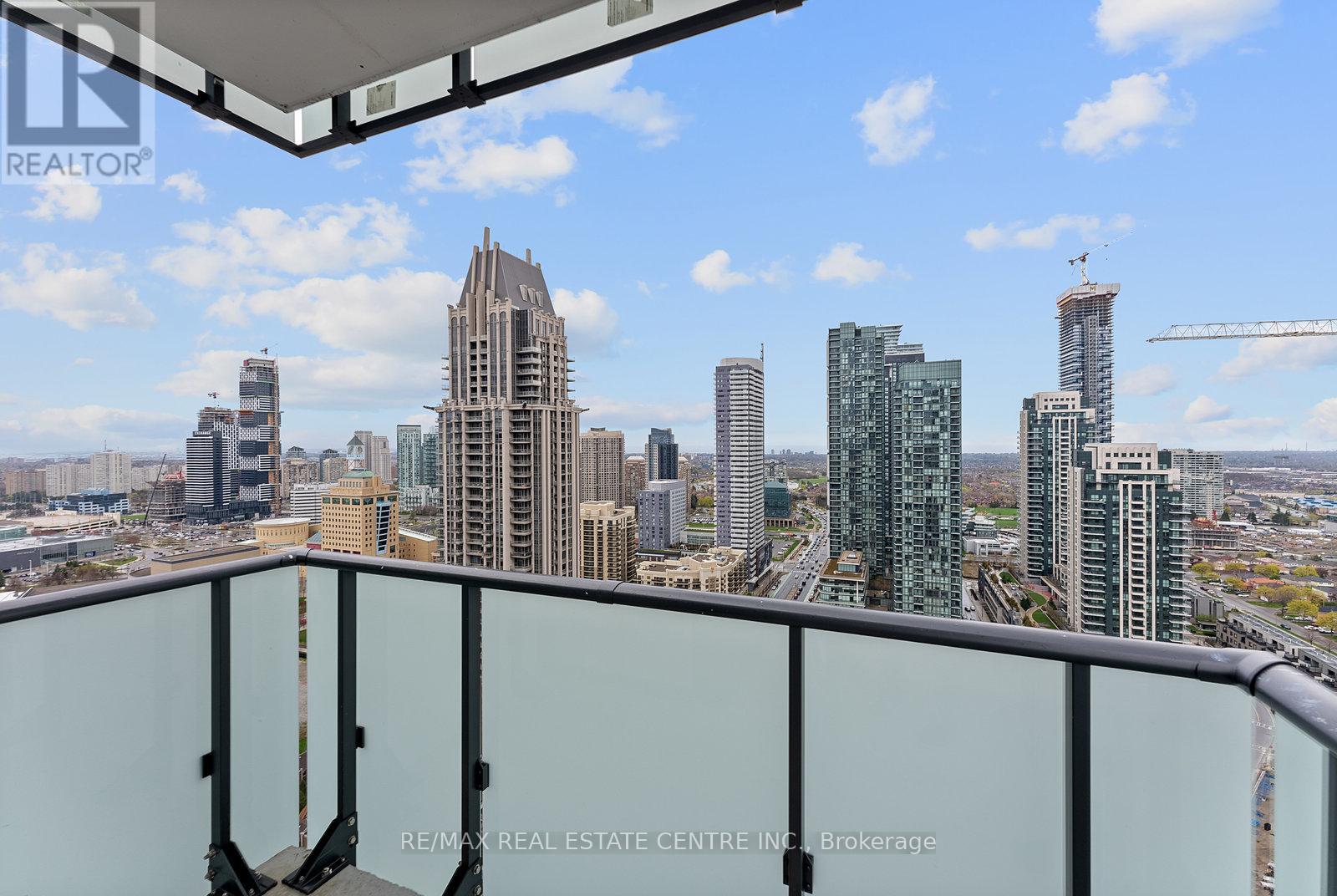 2706 - 430 Square One Drive, Mississauga, Ontario  L5B 0L6 - Photo 26 - W12711754