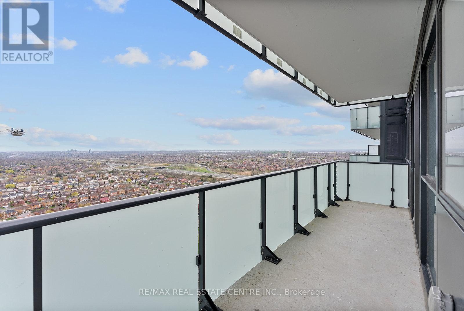 2706 - 430 Square One Drive, Mississauga, Ontario  L5B 0L6 - Photo 27 - W12711754