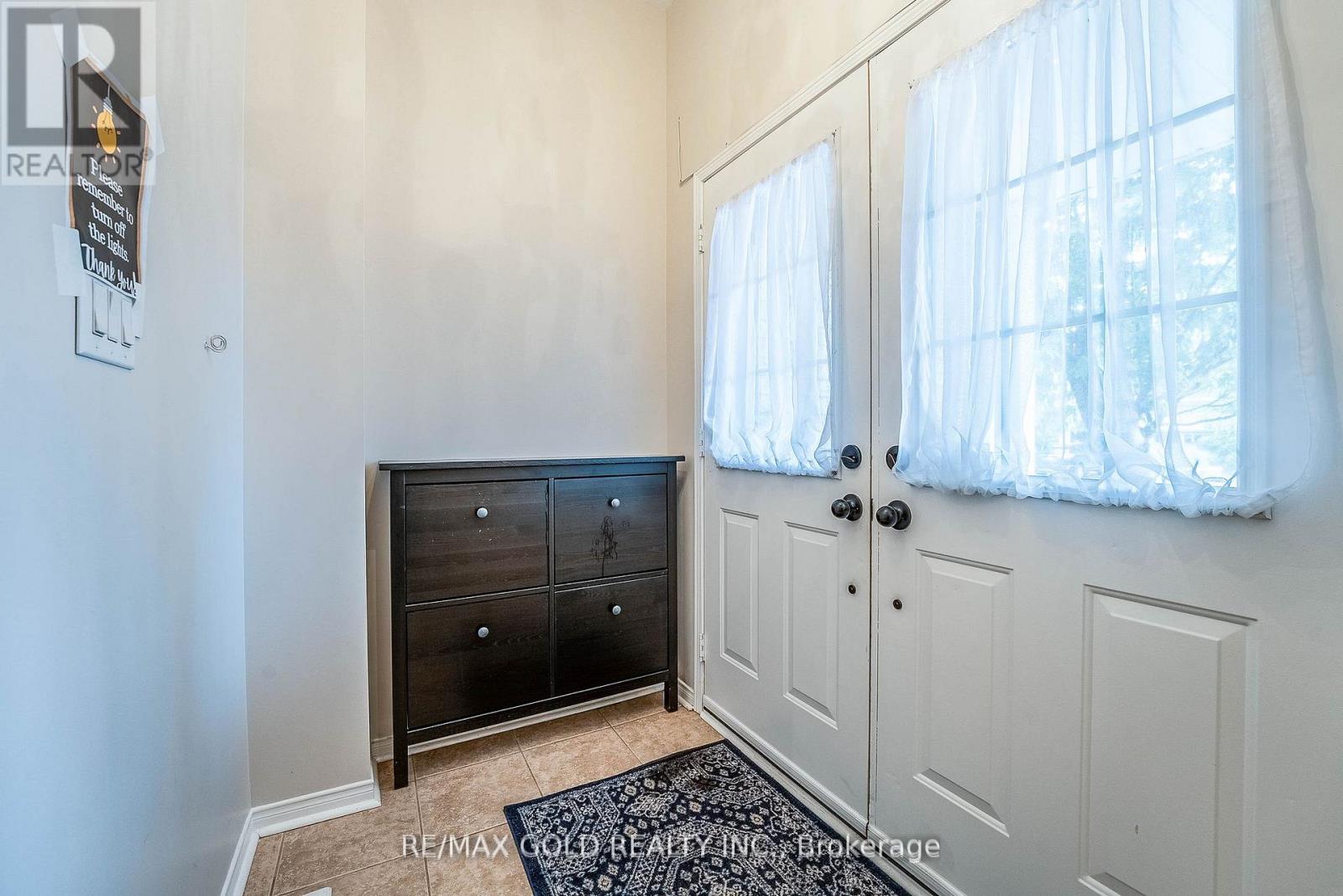 5195 Angel Stone Drive, Mississauga, Ontario  L5M 0L5 - Photo 7 - W12711756