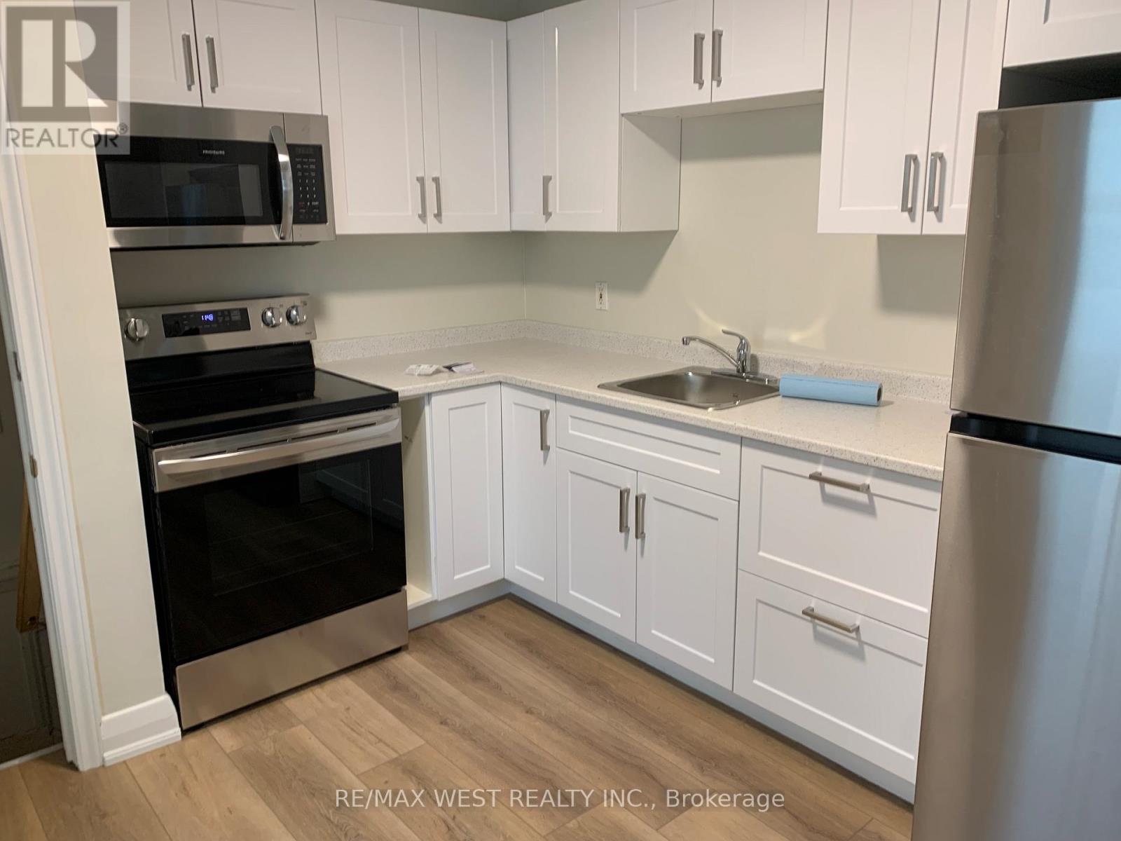 430 Queen Mary Drive, Oakville, Ontario  L6K 3M1 - Photo 16 - W12711778