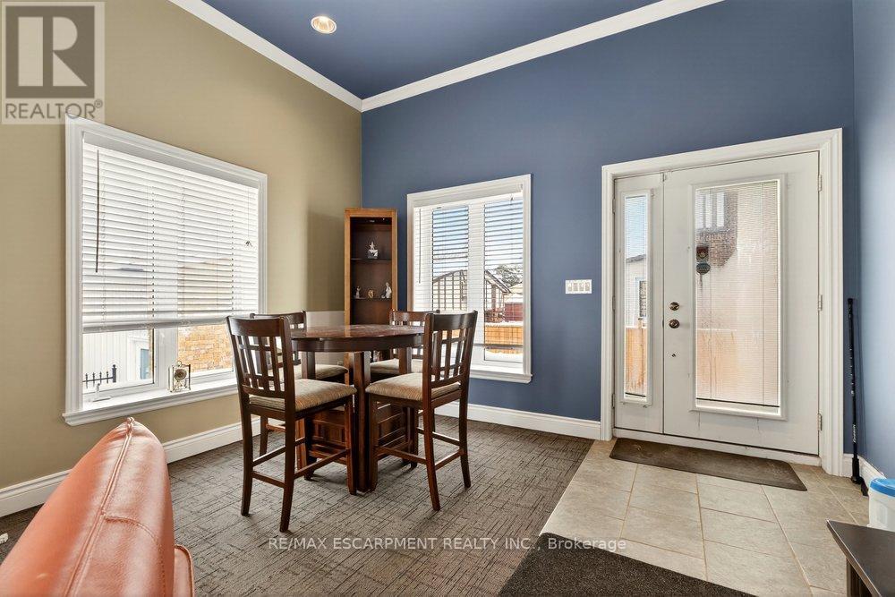 226 Queenslea Avenue, Toronto, Ontario  M9N 2L6 - Photo 17 - W12711788