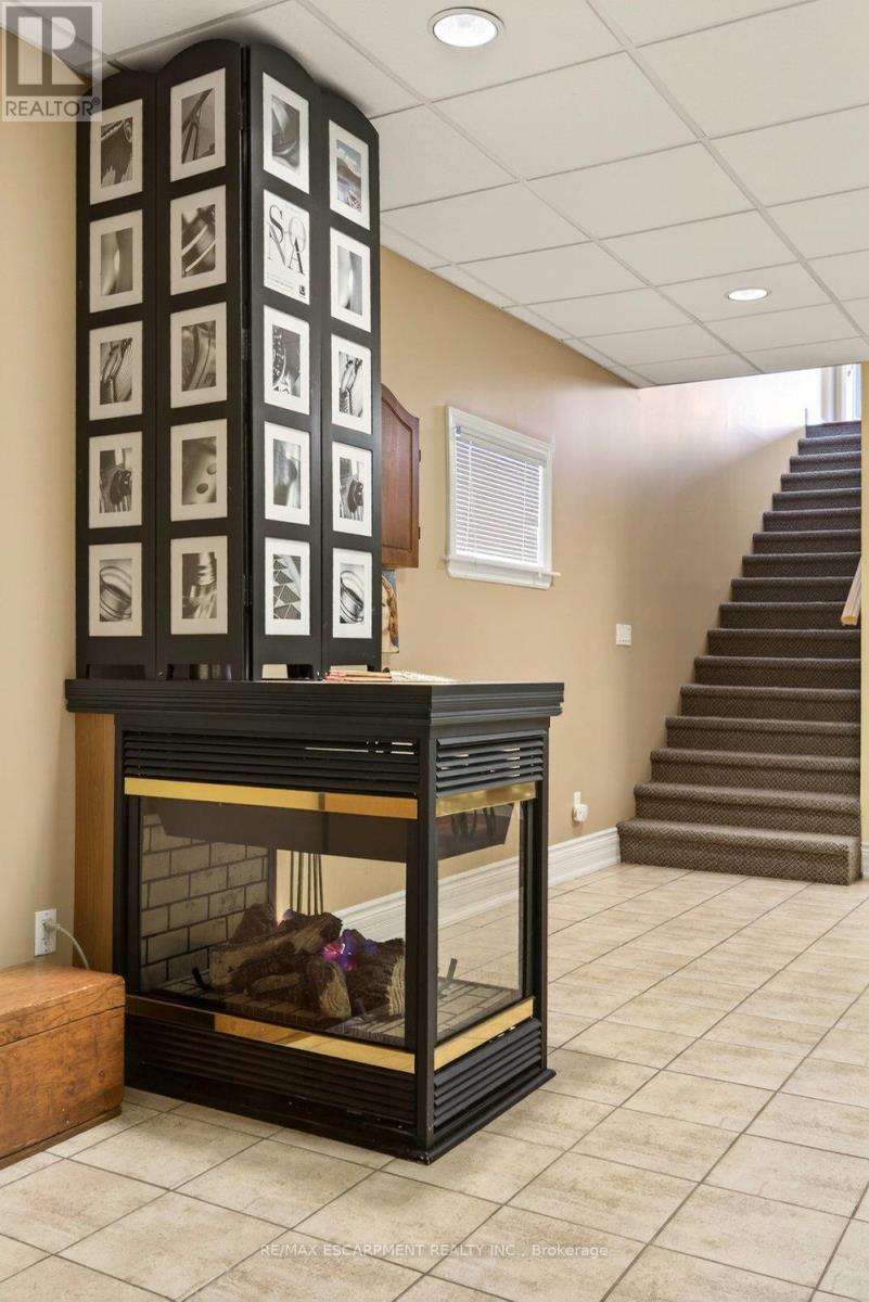 226 Queenslea Avenue, Toronto, Ontario  M9N 2L6 - Photo 30 - W12711788