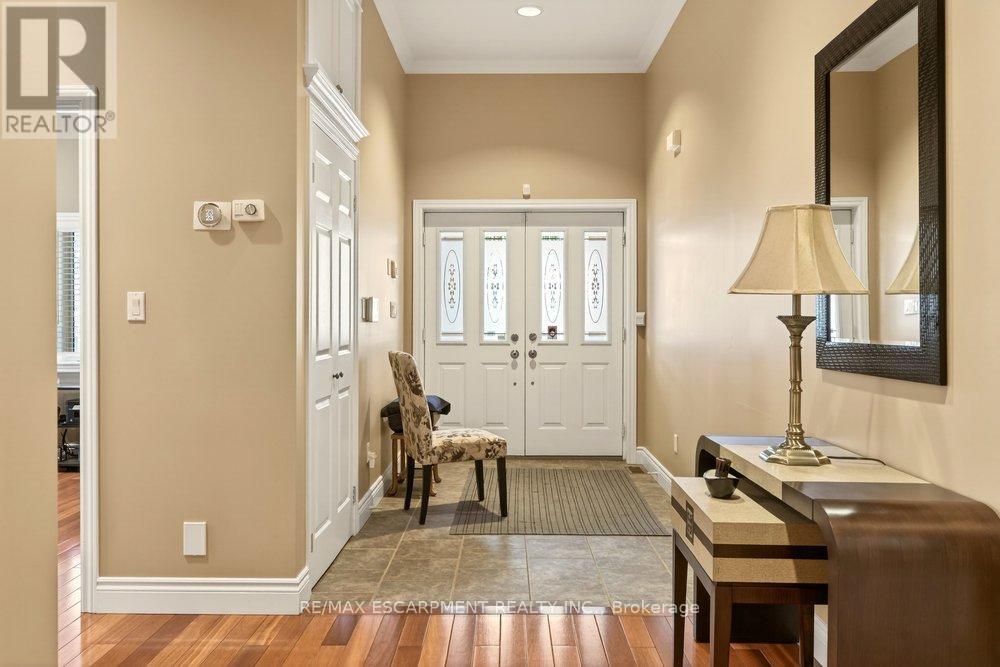 226 Queenslea Avenue, Toronto, Ontario  M9N 2L6 - Photo 4 - W12711788