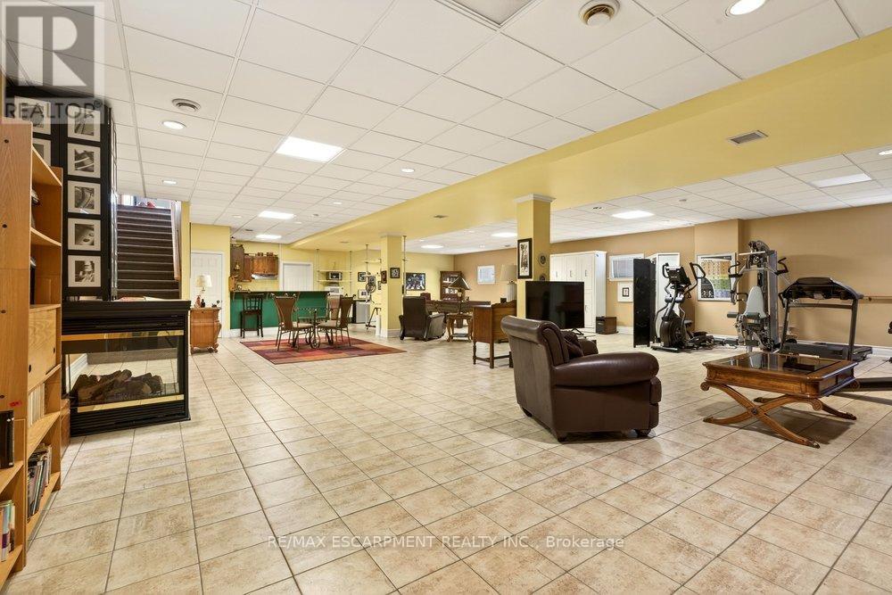 226 Queenslea Avenue, Toronto, Ontario  M9N 2L6 - Photo 42 - W12711788