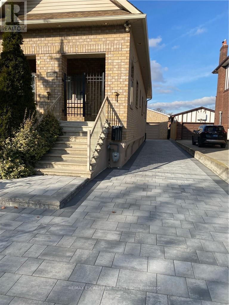 226 Queenslea Avenue, Toronto, Ontario  M9N 2L6 - Photo 48 - W12711788