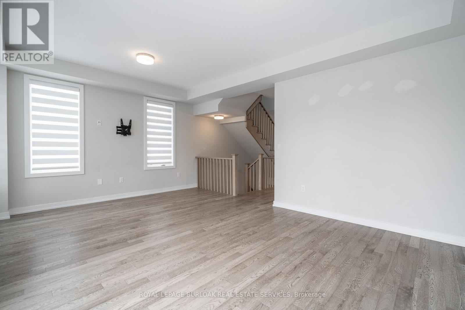 18 Folcroft Street, Brampton, Ontario  L6Y 0B6 - Photo 10 - W12711792