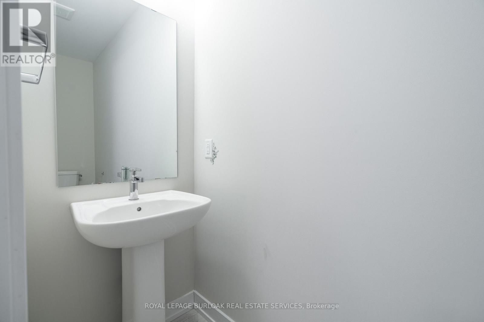 18 Folcroft Street, Brampton, Ontario  L6Y 0B6 - Photo 16 - W12711792