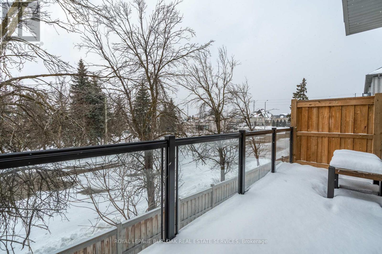 18 Folcroft Street, Brampton, Ontario  L6Y 0B6 - Photo 8 - W12711792