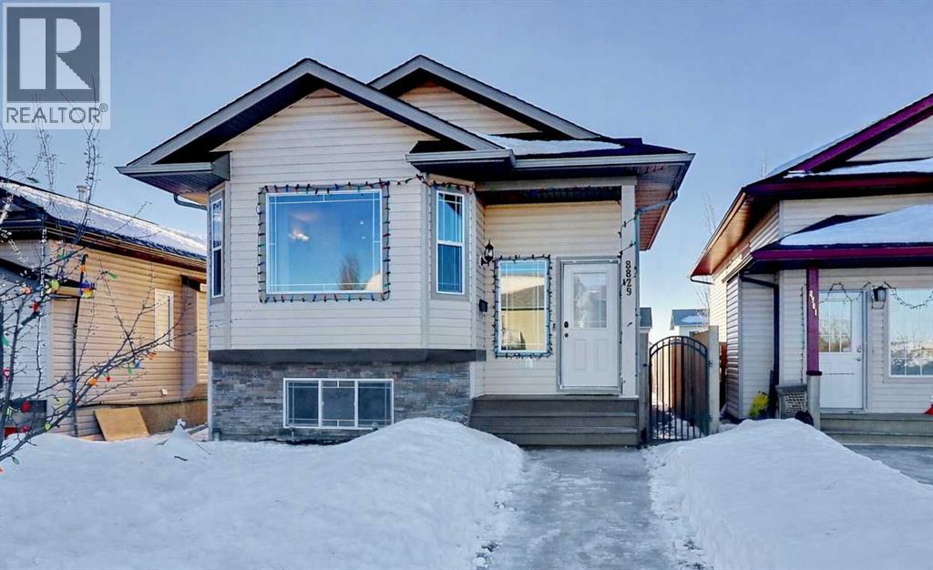 8829 70 Avenue, Grande Prairie, Alberta