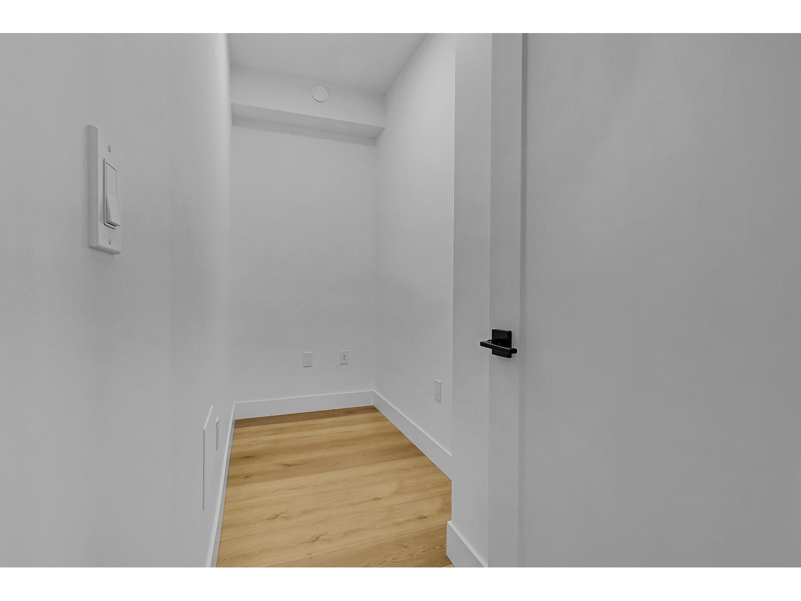 207 20282 72b Avenue, Langley, British Columbia  V2Y 3X3 - Photo 13 - R3077336