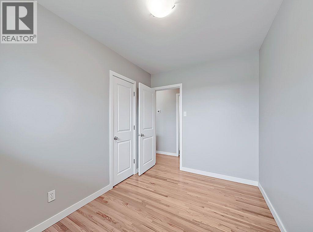 56 Glenpatrick Drive Sw, Calgary, Alberta  T3E 4L6 - Photo 13 - A2279482