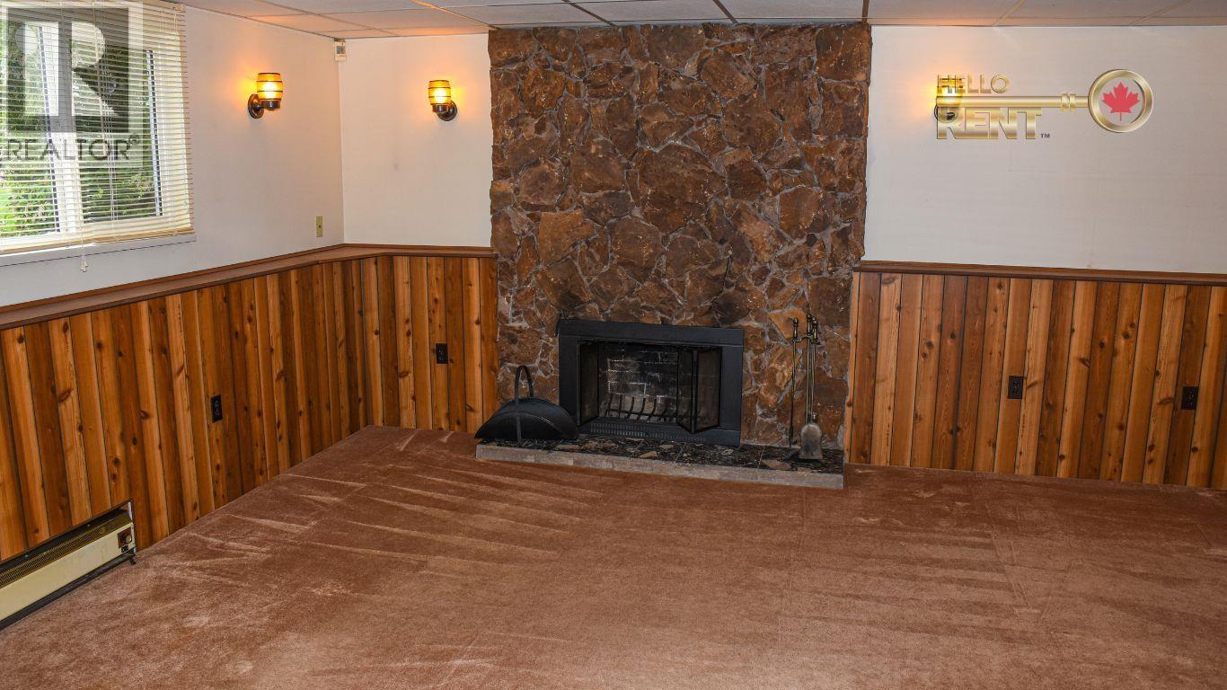 733 E 16th, North Vancouver, British Columbia  V7L 2V2 - Photo 32 - R3081145