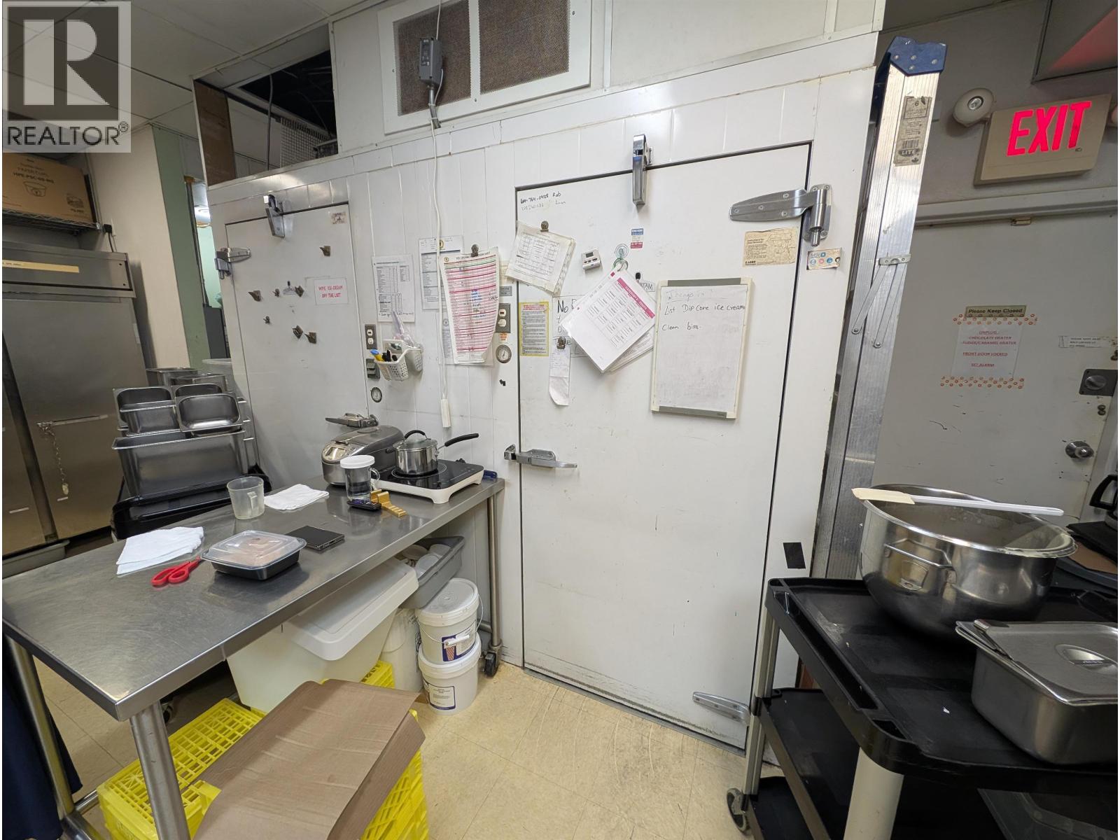 1184 Denman Street, Vancouver, British Columbia  V6G 2M9 - Photo 3 - C8075305