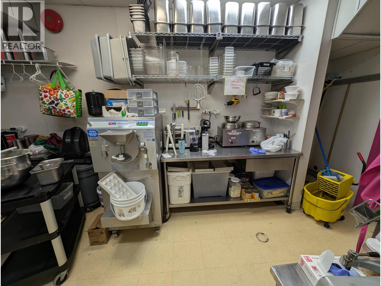 1184 Denman Street, Vancouver, British Columbia  V6G 2M9 - Photo 4 - C8075305