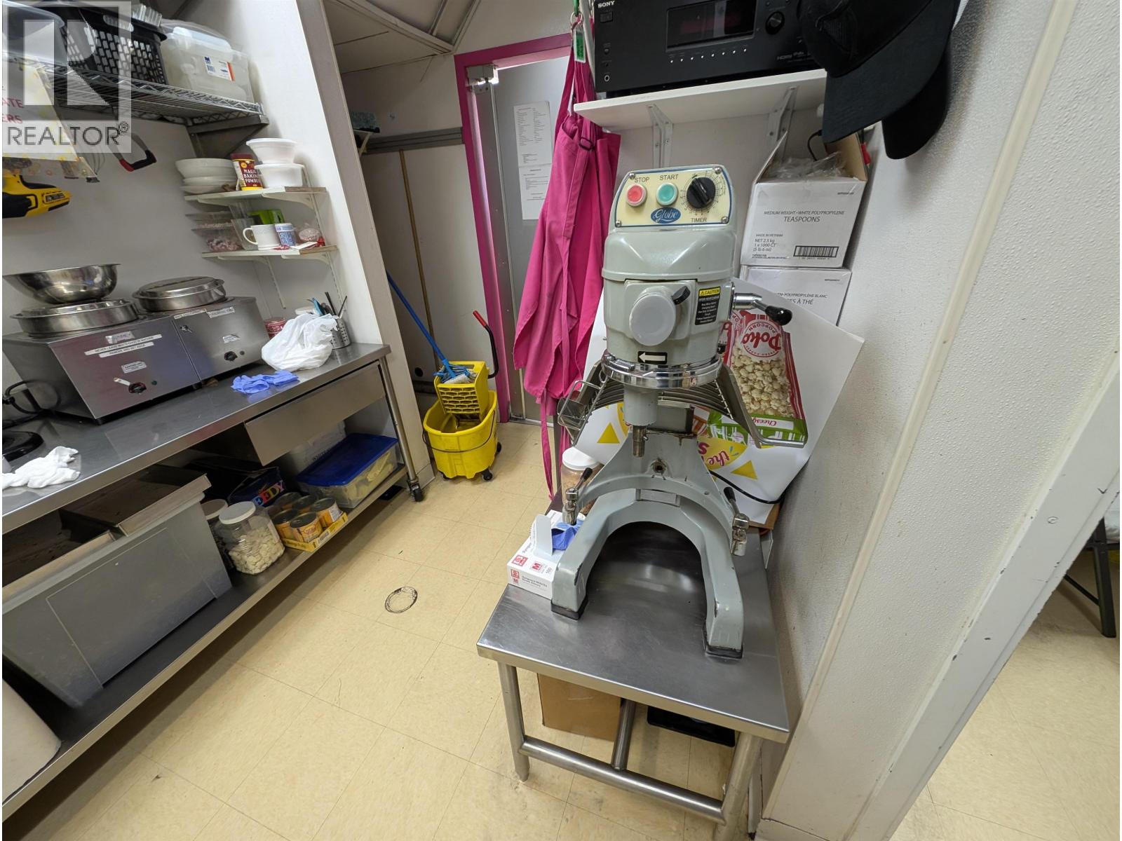 1184 Denman Street, Vancouver, British Columbia  V6G 2M9 - Photo 5 - C8075305