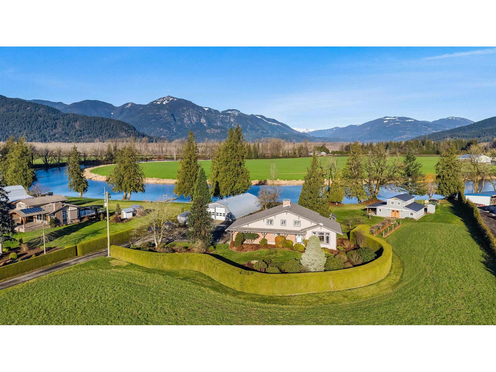 47195 BELL ROAD|Fairfield Island, Chilliwack, British Columbia