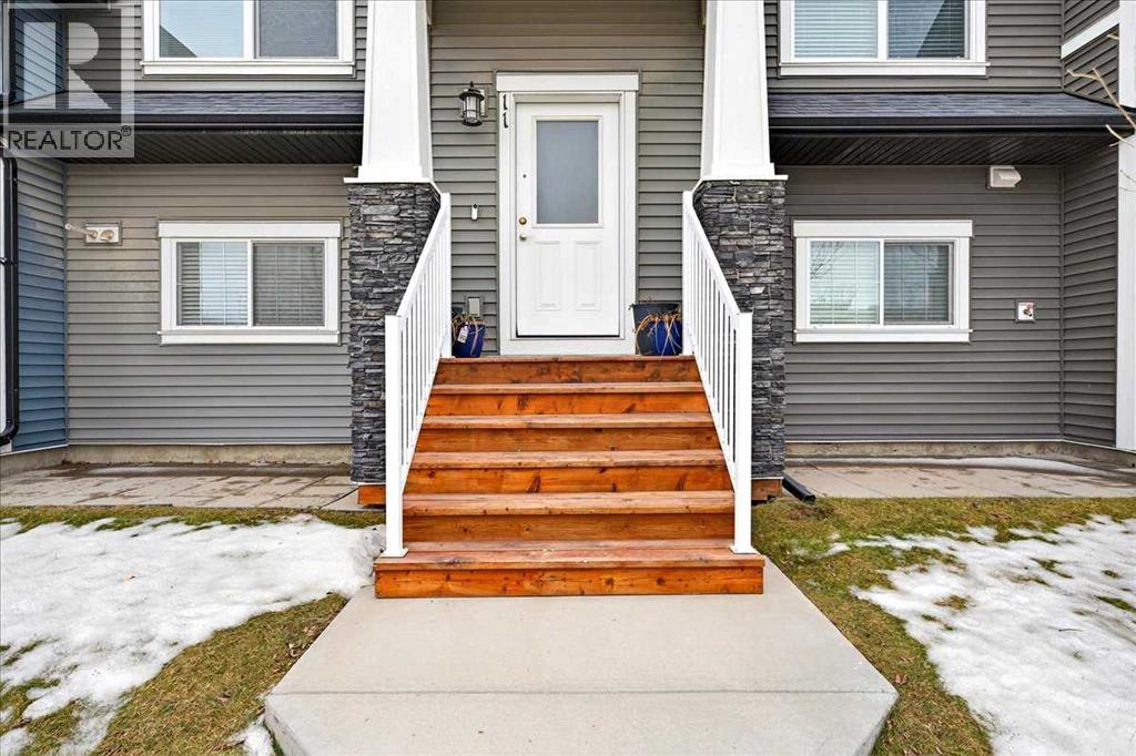 11 Nolan Hill Boulevard Nw, Calgary, Alberta  T3R 0S5 - Photo 4 - A2279001