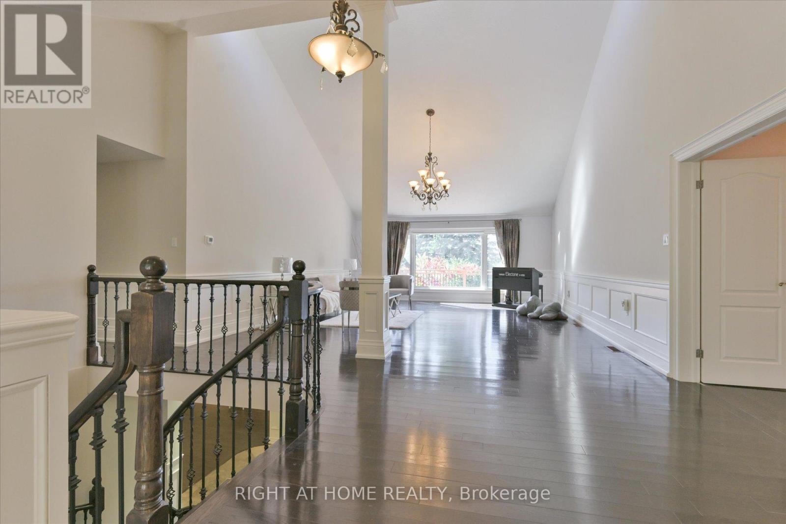 18 Mccowan Lane, Whitchurch-Stouffville, Ontario  L4A 4C1 - Photo 8 - N12710016