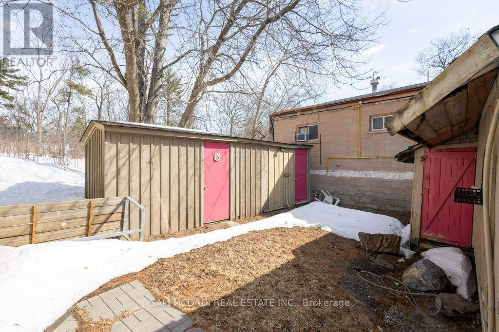 5 River Road E, Wasaga Beach, Ontario  L9Z 2L1 - Photo 3 - S12690710