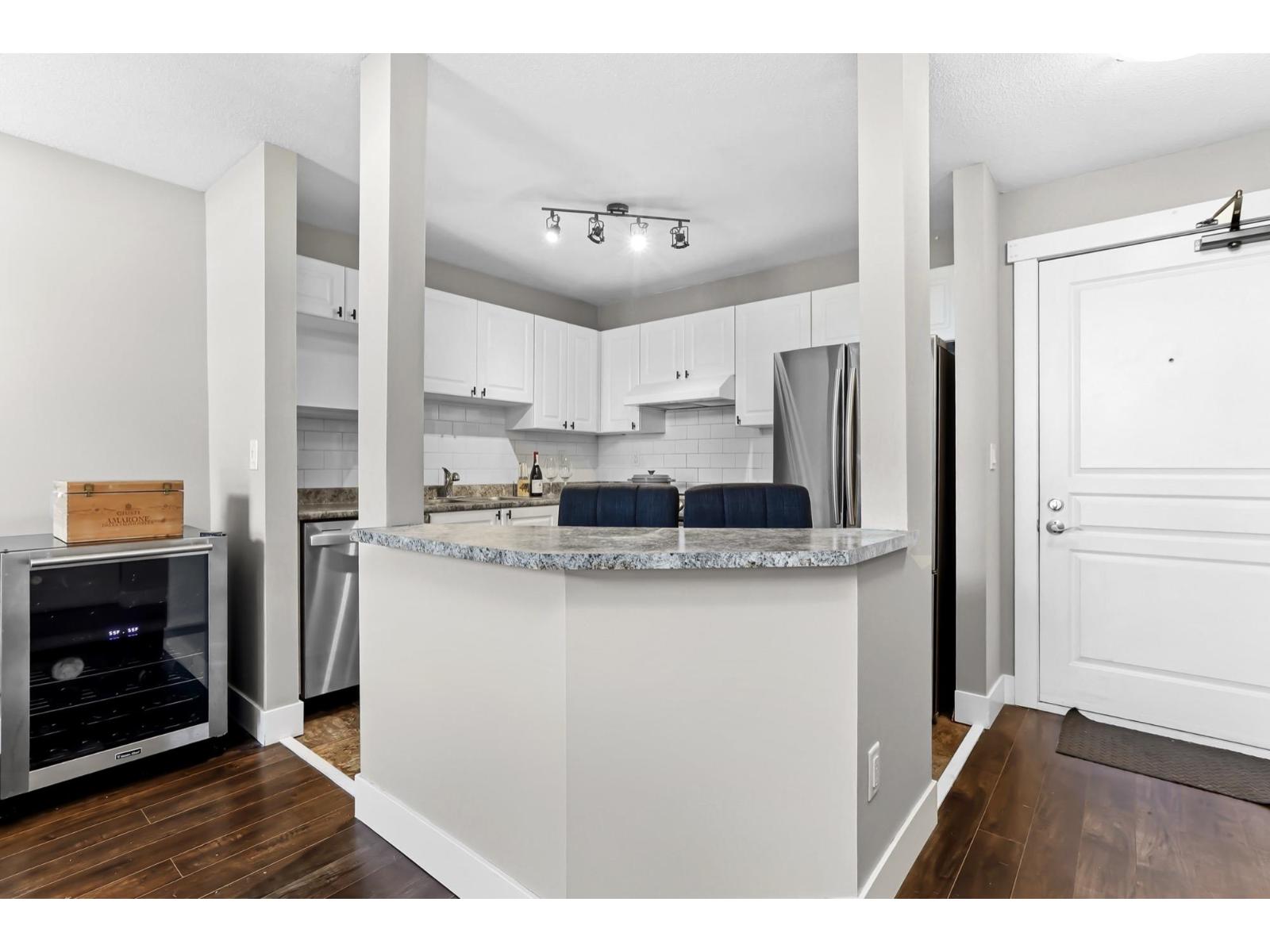 403 33478 Roberts Avenue, Abbotsford, British Columbia  V2S 8E1 - Photo 11 - R3081161