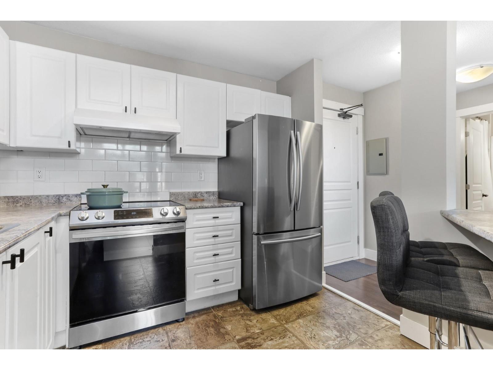 403 33478 Roberts Avenue, Abbotsford, British Columbia  V2S 8E1 - Photo 13 - R3081161