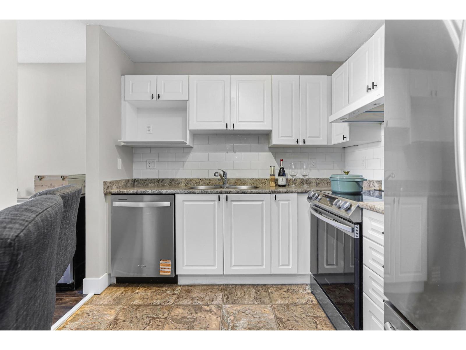 403 33478 Roberts Avenue, Abbotsford, British Columbia  V2S 8E1 - Photo 14 - R3081161