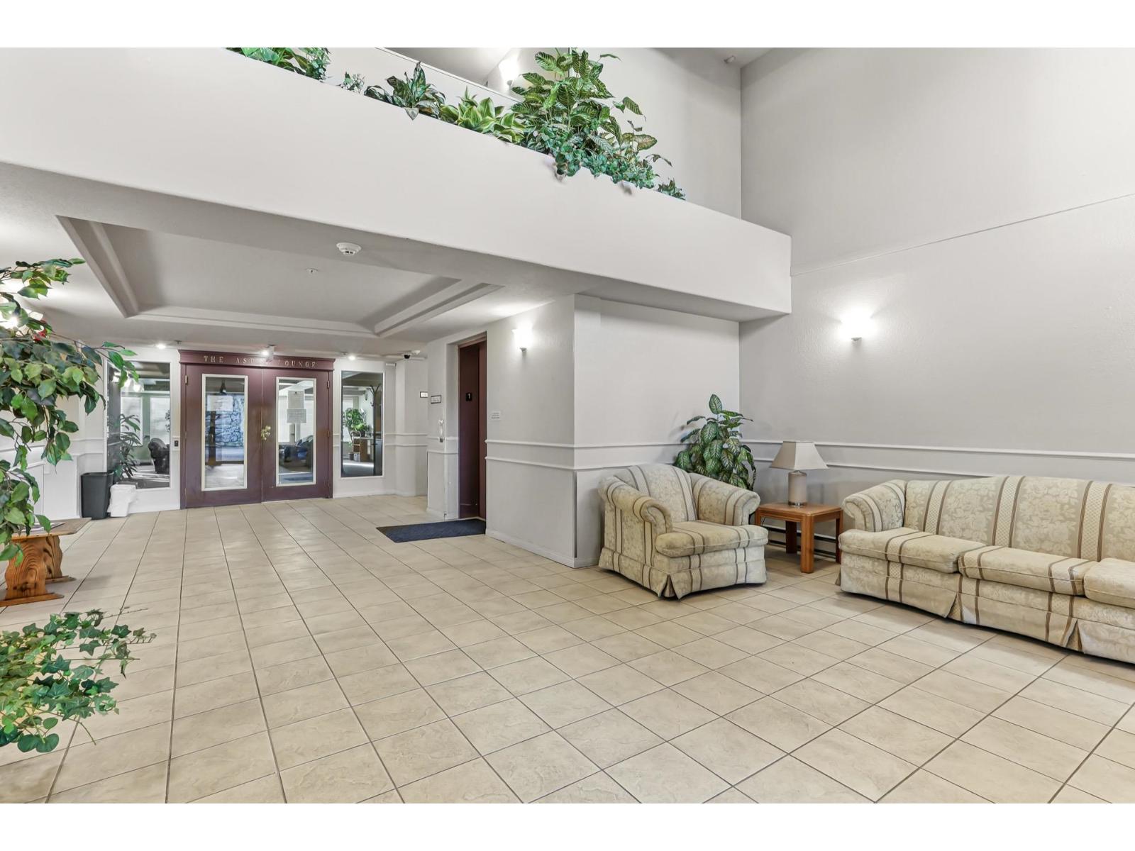 403 33478 Roberts Avenue, Abbotsford, British Columbia  V2S 8E1 - Photo 4 - R3081161