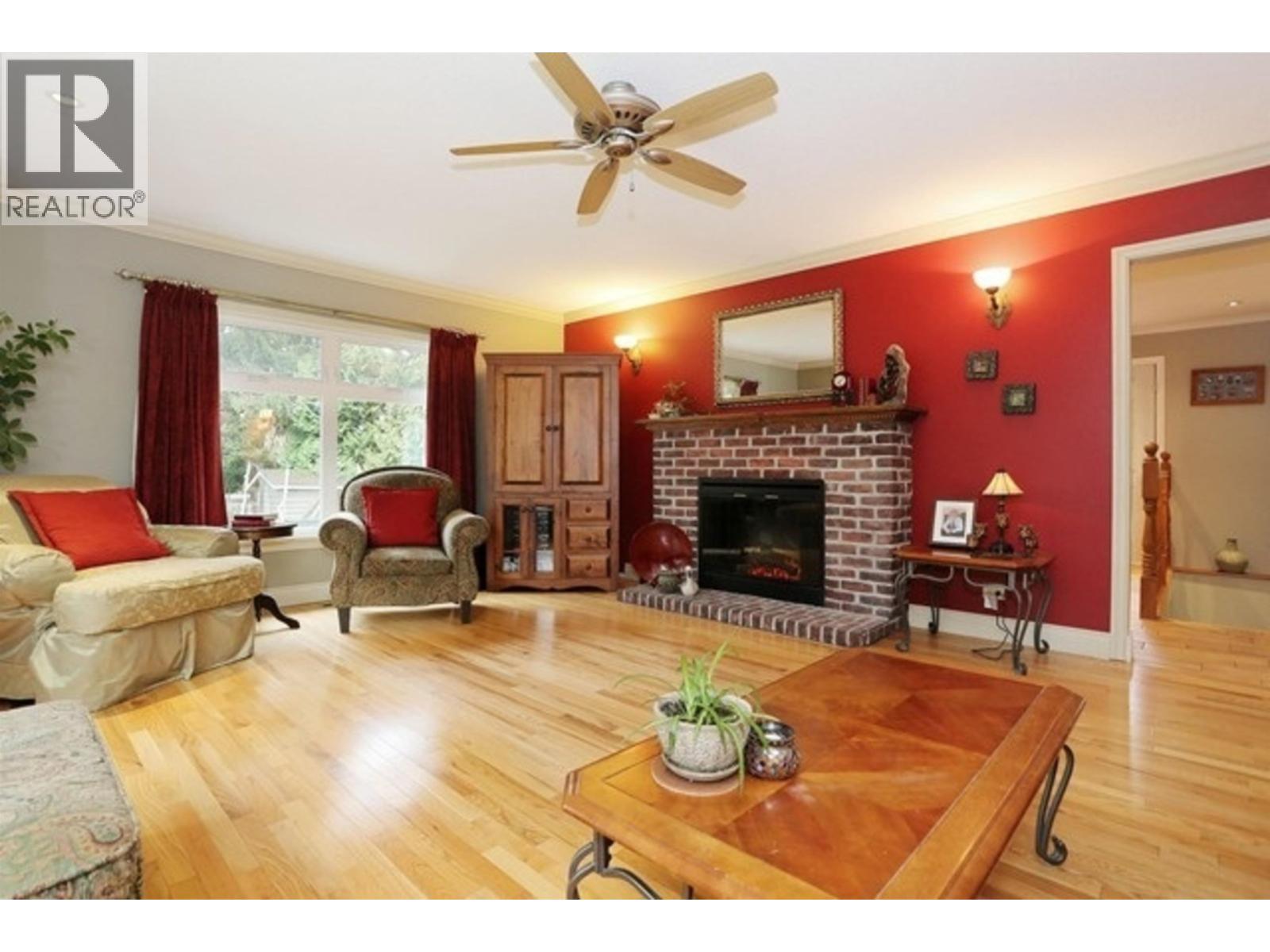 5214 12 Avenue, Delta, British Columbia  V4M 2A8 - Photo 2 - R3077737