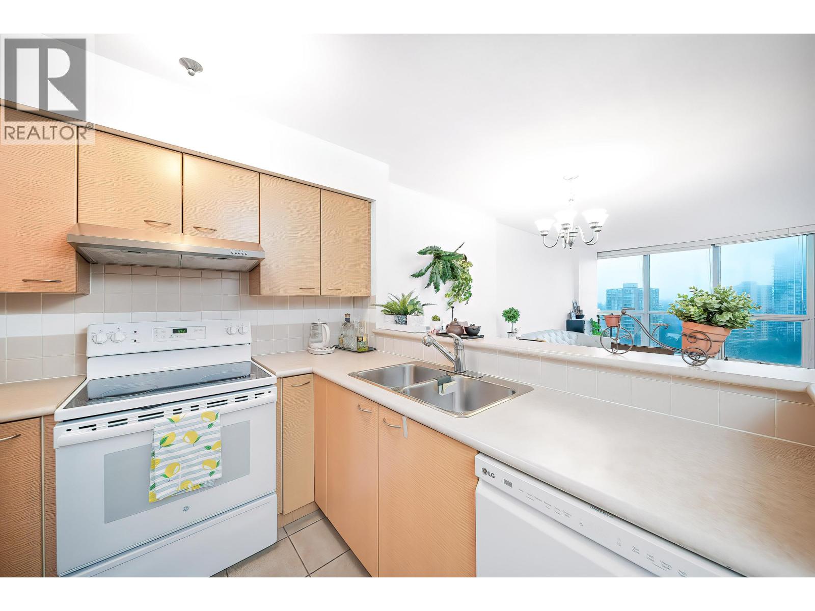 2103 6088 Willingdon Avenue, Burnaby, British Columbia  V5H 4V2 - Photo 9 - R3081148