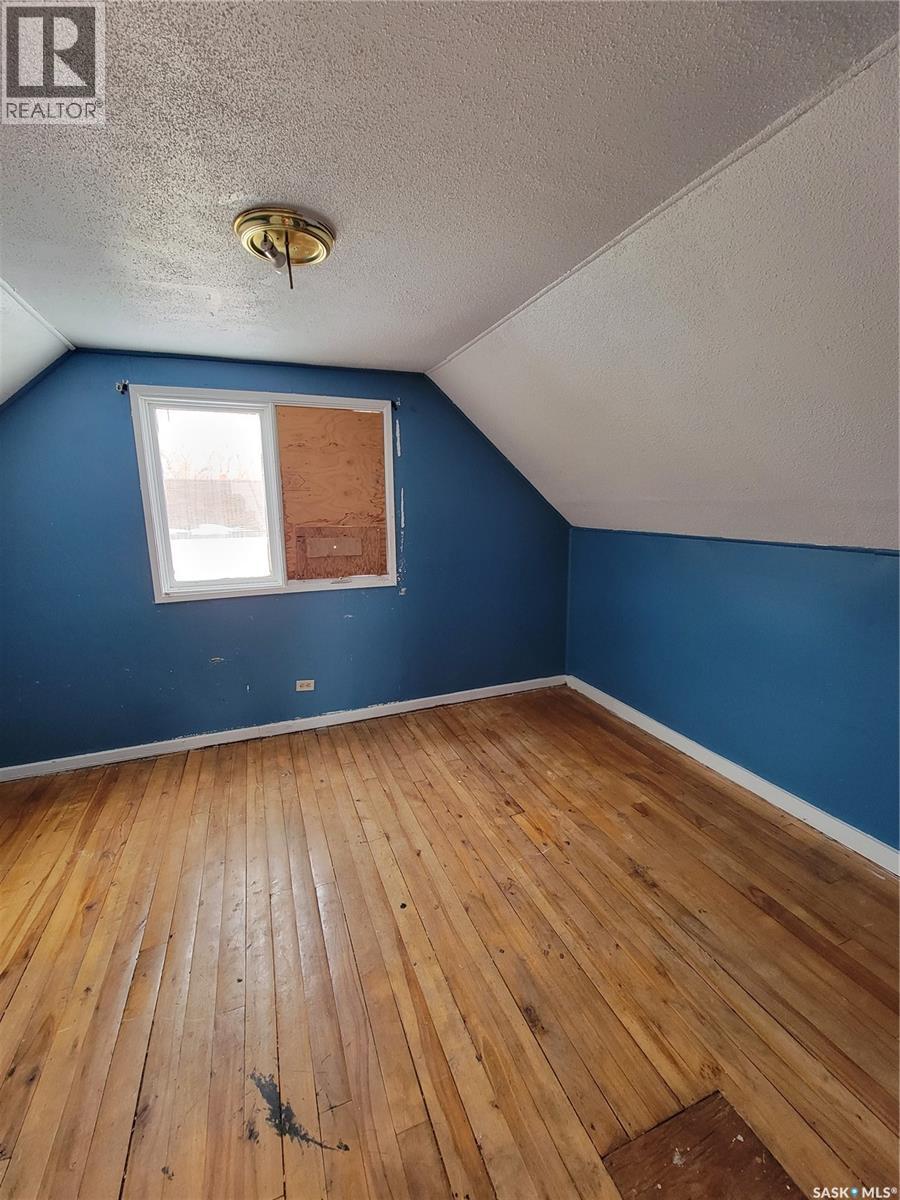 861 107th Street, North Battleford, Saskatchewan S9A 1Y6 - Photo 11 - SK027095